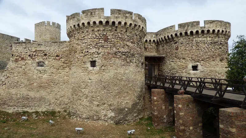 Что посмотреть в Сербии: замок в Белграде, фото Caspi Tours